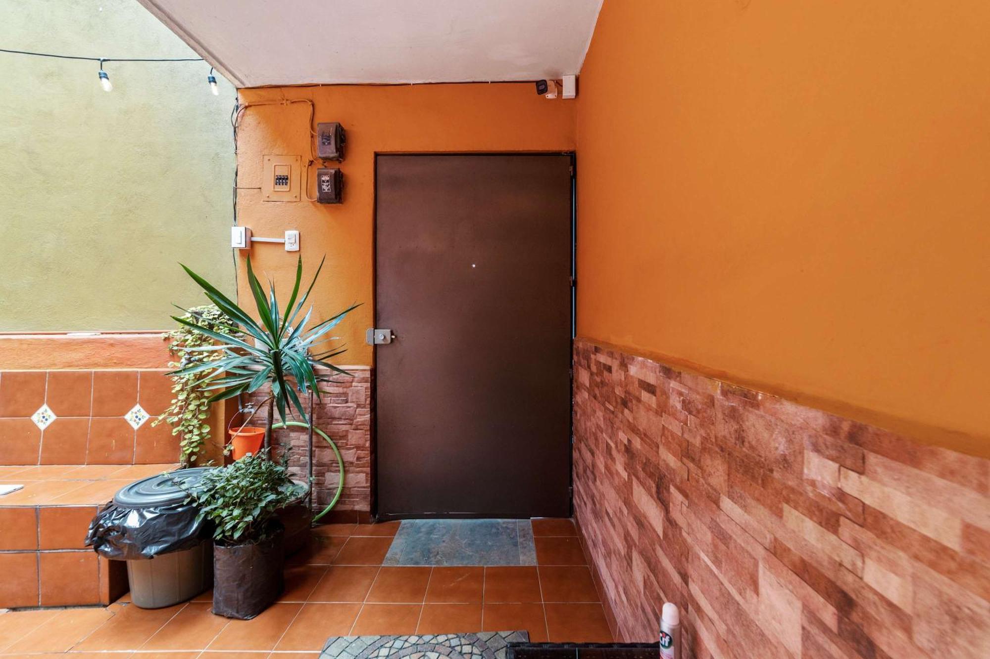 Charming 2-Bedroom Retreat In Lomas De Bezares مدينة مكسيكو المظهر الخارجي الصورة